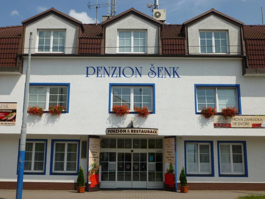 Penzion Senk Pardubice Dış mekan fotoğraf