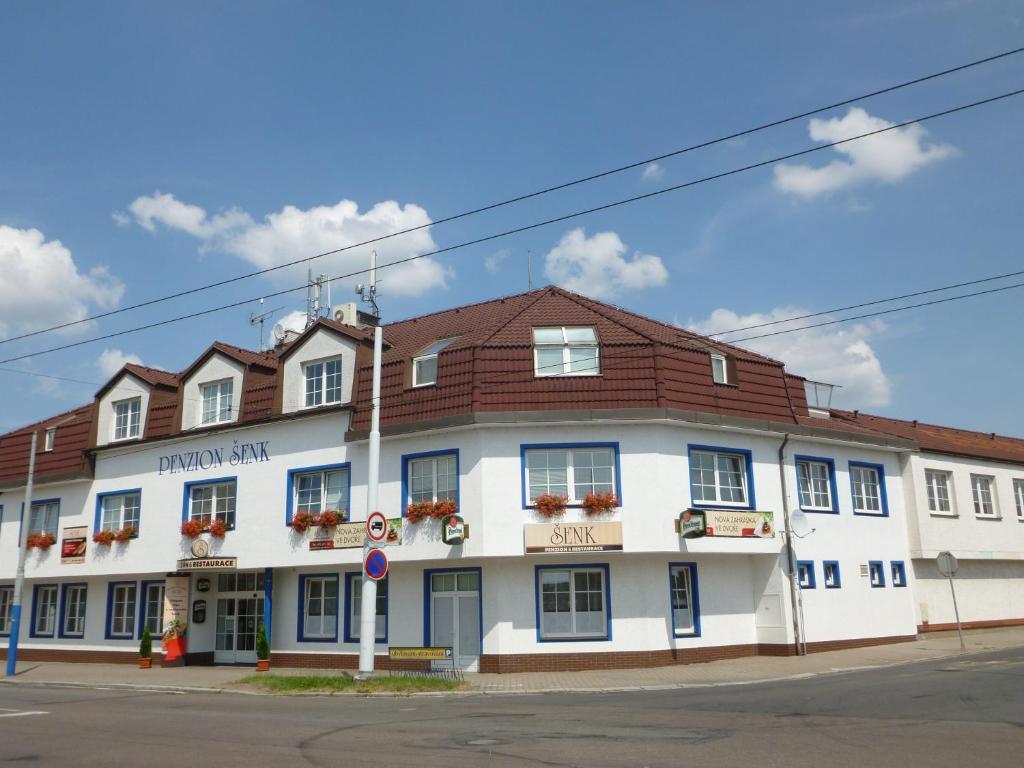 Penzion Senk Pardubice Dış mekan fotoğraf