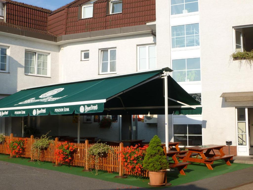 Penzion Senk Pardubice Dış mekan fotoğraf