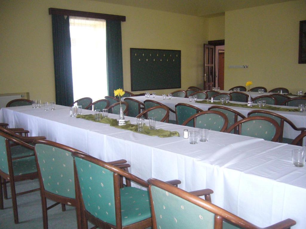Penzion Senk Pardubice Dış mekan fotoğraf