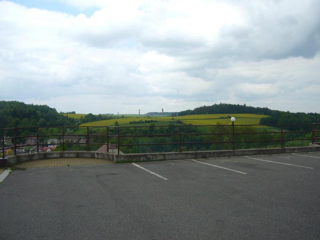 Penzion Senk Pardubice Dış mekan fotoğraf